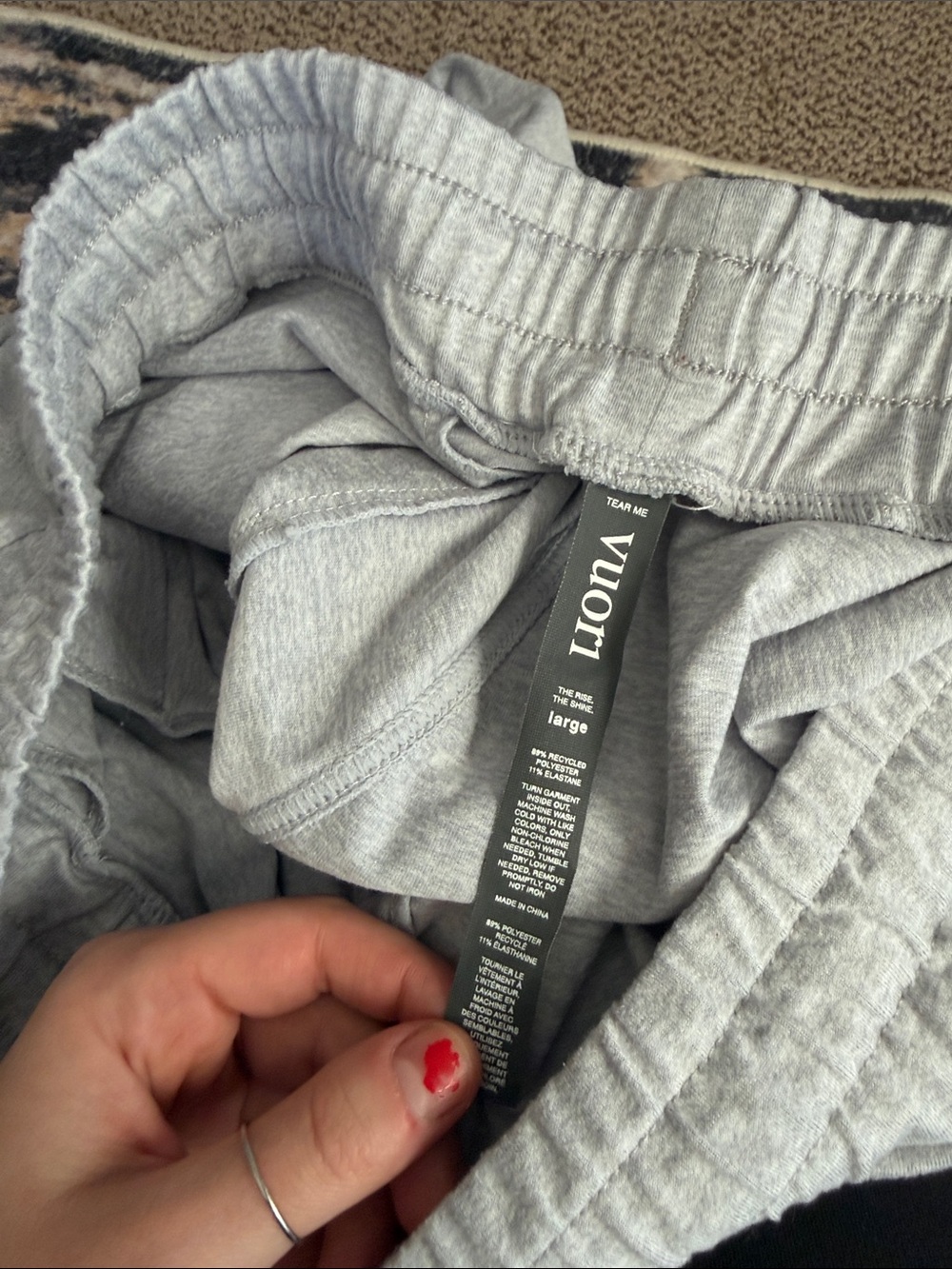 NWOT vuori sweat pants - Picture 4 of 6